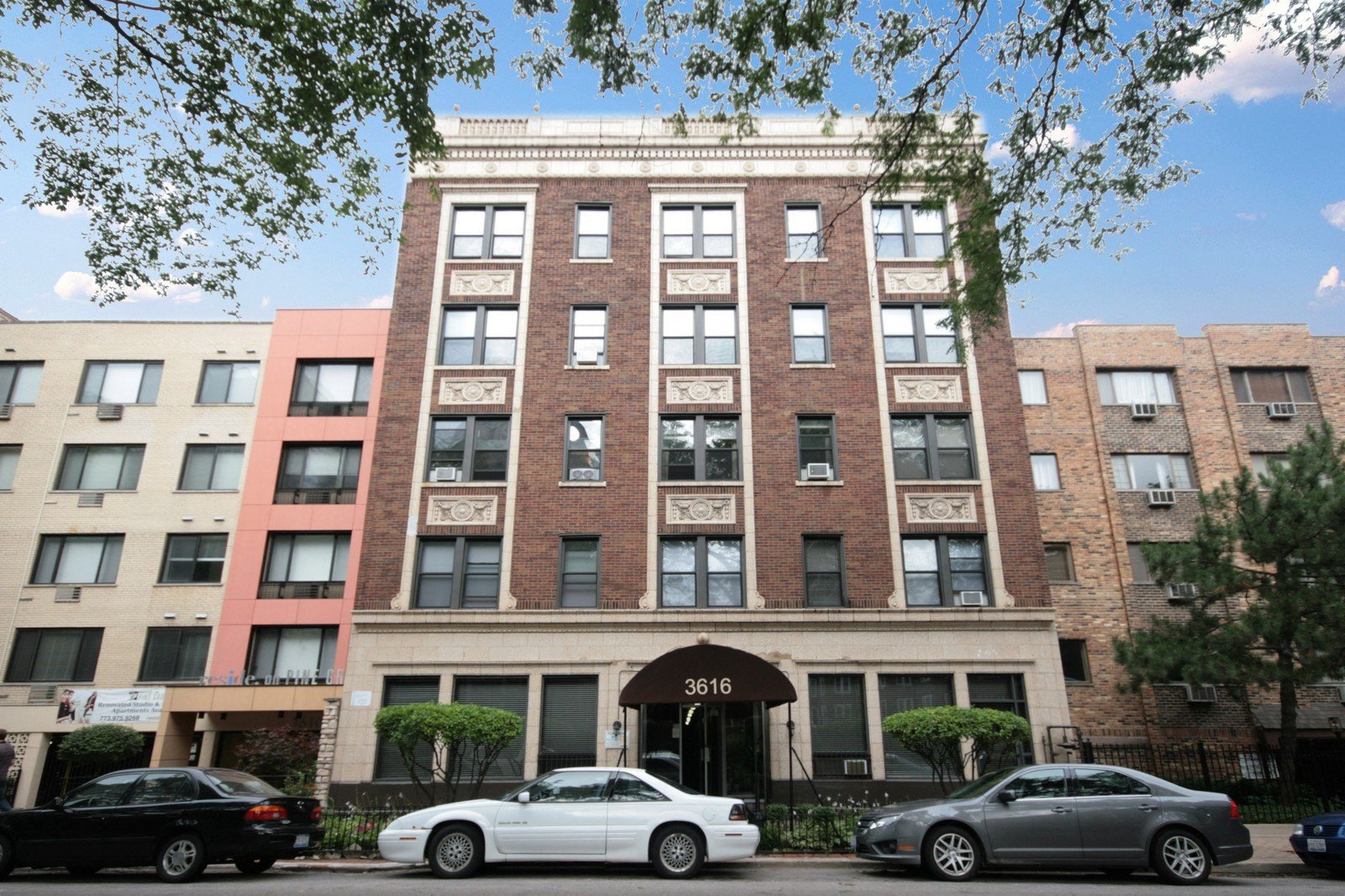 3616 N. Pine Grove Ave. 3616 N. Pine Grove Ave., Chicago, IL 60613 Lake View East - Leasing by Cross Street